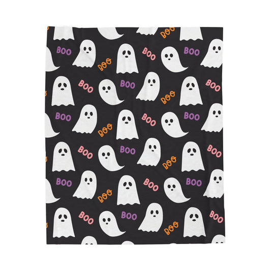 Spooky Ghosts Velveteen Plush Blanket - Cozy Halloween Decor, Soft Throw for Autumn, Perfect Gift for Kids, Haunted House Essentials